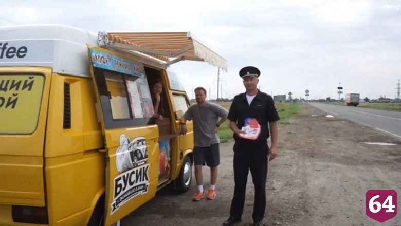 В Саратовской области иногородним водителям дарили кофе и призывали чаще отдыхать